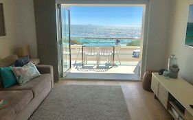 Cottesloe Beachfront Ocean View Apartment